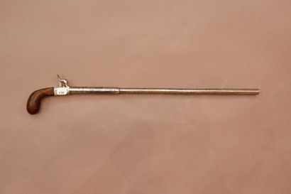 null Pistolet de braconnier à percussion. 



Vers 1850.