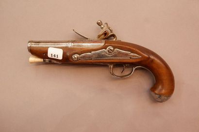 null Pistolet de voyage à silex. 



Vers 1780.