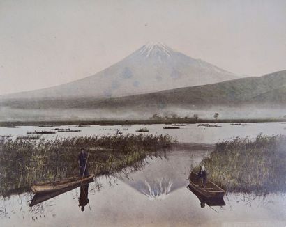 Ecole japonaise, époque Meiji (1868-1912) Album de photographies (tirages albuminés...