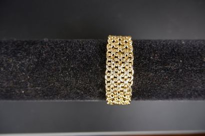 null Bracelet en or jaune 18k (750°/°°) à maillons amatis et polis.
Long.: 20 cm...