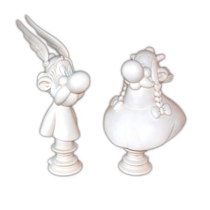 null UDERZO

"the big bust of Asterix and the big bust of Obelix

Sculptures in white...
