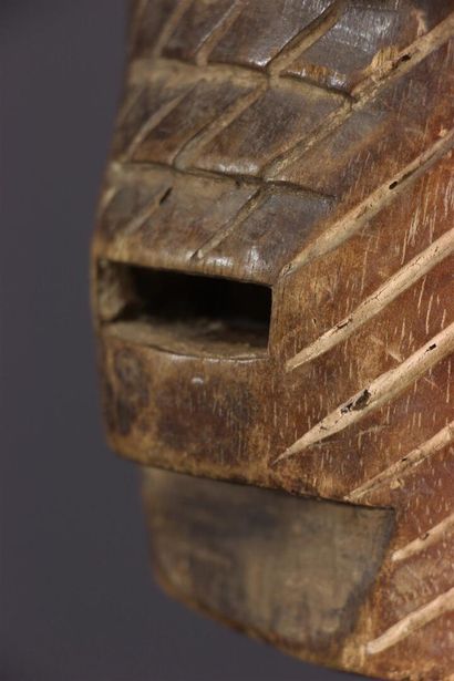 null Kifwebe Luba mask, DRC ex Zaire
Atypical structure for this African mask, probably...