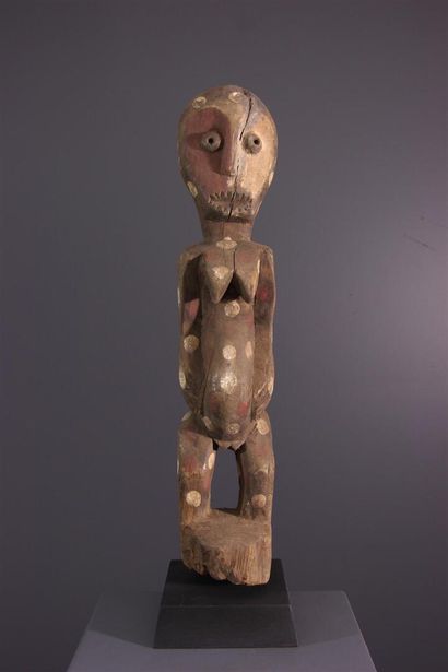 null Metoko Itea female figure, DRC
This figure appeared during initiation rites,...