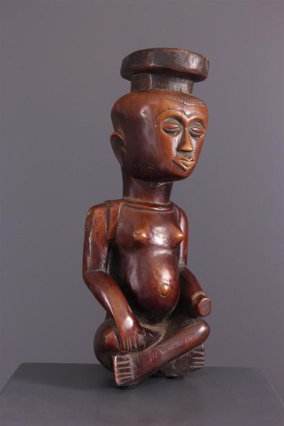 null Ndop Kuba fetish statue, DRC.
Ndop carving illustrating African Kuba art. 
Of...