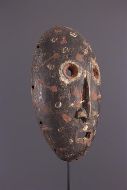 null Kumu mask, Komo, DRC ex Zaire.
Created by groups living in the northern Uituri...