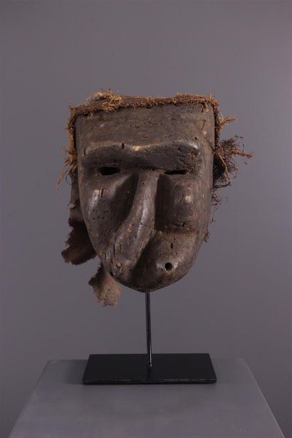 null Sick" Kuba mask, DRC
Supposed to embody a sick person, or a victim of witchcraft...