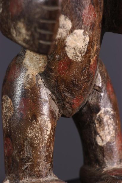 null Pere statuette, DRC ex Zare
Africananthropomorphic figure, whose short, stocky...