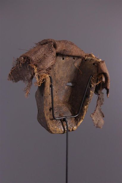 null Sick" Kuba mask, DRC
Supposed to embody a sick person, or a victim of witchcraft...