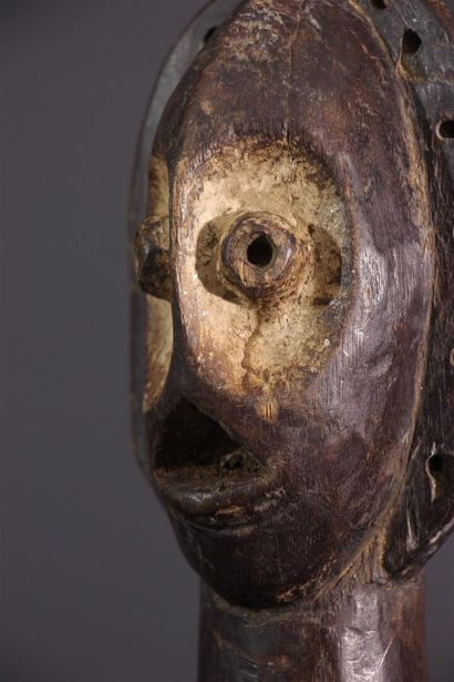 null Boyo/Buyu Kalunga figure, DRC ex-Zaire
This janiform sculpture features pupils...