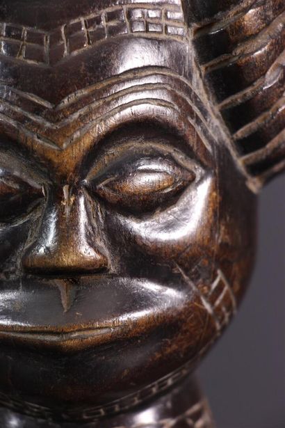 null Kuba Lele carved bowl, DRC
One of the prestige objects of the Kuba groups, this...