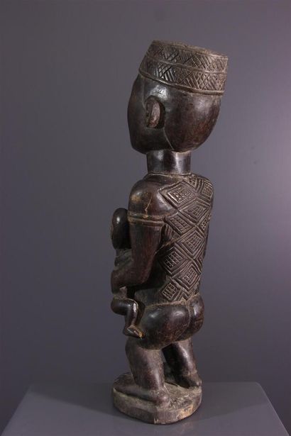 null Kongo maternity figure Yombe Pfemba, DRC
Kongo figurative tribal sculpture,...