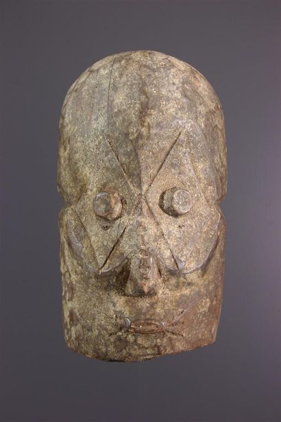 null Bembe Alunga mask / Buyu, DRC
This African mask incarnating the god Alunga was...