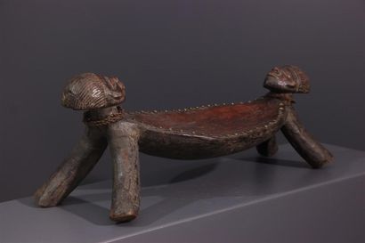 null Chokwe dignitary stool, Angola
An important object enhancing the prestige of...