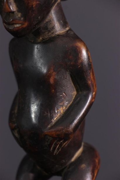 null Hemba Singiti statuette, DRC
This modest-sized African Hemba sculpture, the...