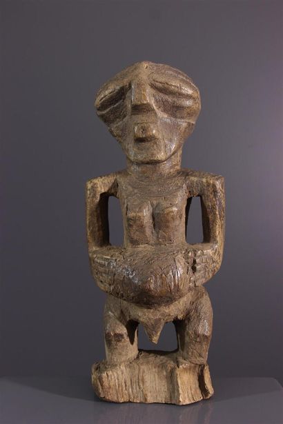 null Tetela Songye statue, DRC
From the south-western region of the Tetela territory,...