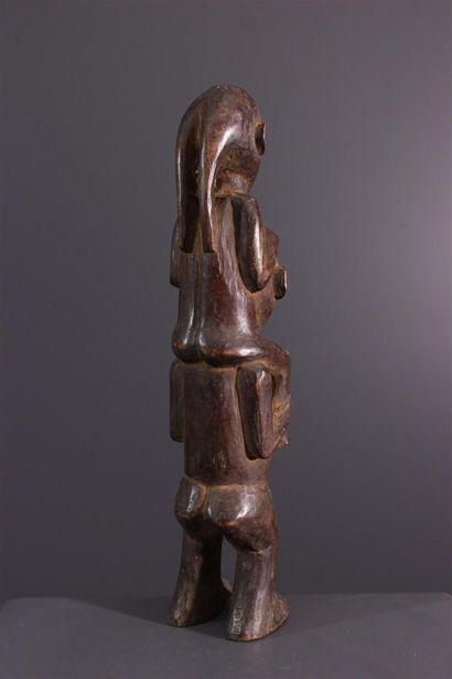 null Holo enthronement statuette, DRC
In the Kwilu-Kwango region, several groups,...