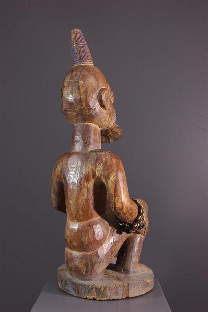 null Yoruba statue, Nigeria
This statue incarnates a deified ancestor. Seated, he...