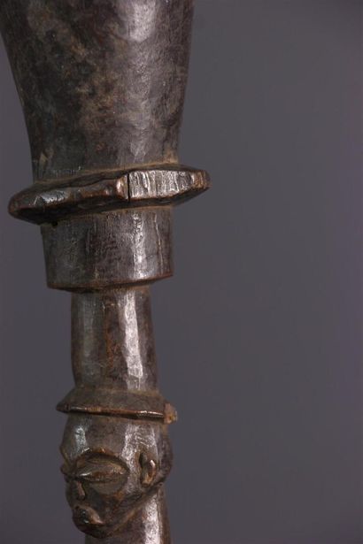 null Chokwe/Pende libatory cup, RDCC
his stick, carved with a cephalomorphic motif...