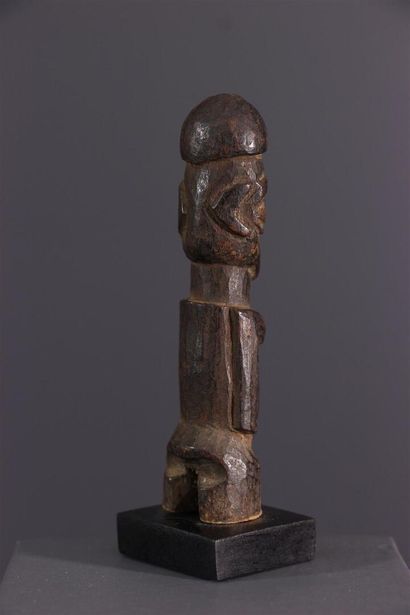 null Yaka talisman, DRC
Carved miniature used as a talisman to protect the Yaka from...