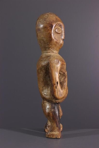 null Lega initiation figure from Bwami, DRC
Small statuette referring to a proverb...