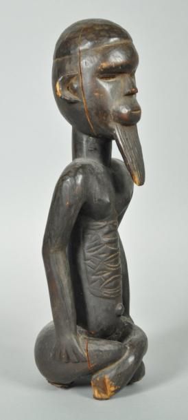 null BEMBE, République démocratique du Congo Statue H: 45.00 cm x L: 0.00 cm Accident....
