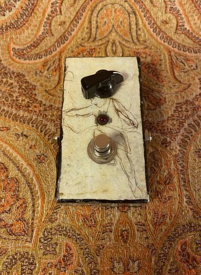 null EFFECTS PEDAL - JAM 

MODEL - Ripple Custom, Fazer

We find a characteristic...