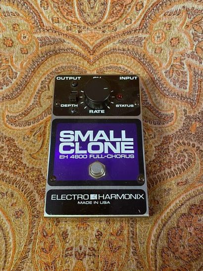 null PEDALE D’EFFETS - ELECTRO-HARMONIX 

MODELE - Small Clone, EH 4600 Full Cho...