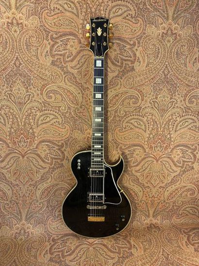 null GUITARE SOLID-BODY - JACOBACCI

MODELE - Studio 2, 1979

(Assez bon état. Guitare...