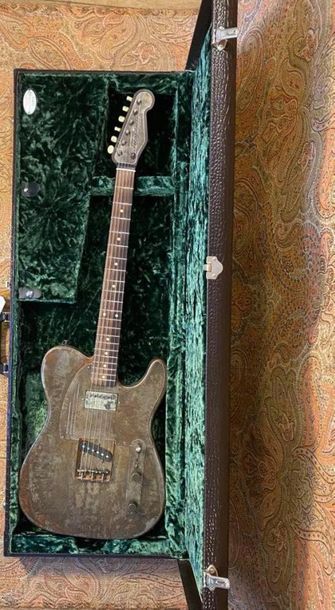 null GUITAR SOLID-BODY - James Trussart. MODEL - Rusty Holy Back Steelcaster, 06/2009....