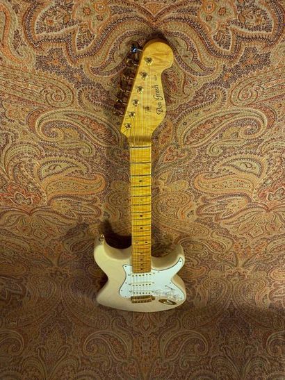 null GUITAR SOLID-BODY - Don Grosh. 

MODEL - Retro Classic, type stratocaster, 21/05/2007....