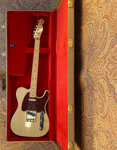 null GUITARE SOLID-BODY - FENDER 

MODELE - Telecaster, manche 1972, corps 1974,...