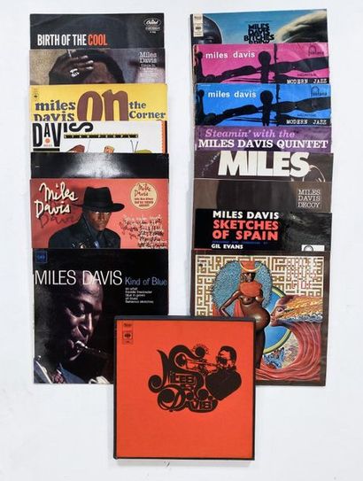 null 15 disques 33T et 1 coffret de Miles Davis, majoritairement en bon état sauf...