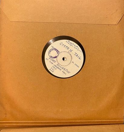 null 12  x 78 RPM or acetate of Duke Ellington
There are maybe some alternative versions
VG...