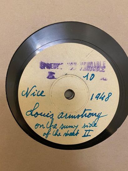null 6 disques acetates et 78 T de Louis Armstrong

Peut être quelques versions alternatives

G...