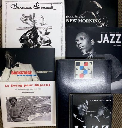 null 7 livres-photos Jazz

Les livres n'ont pas été collationnés, il y a peut être...