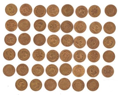 null Quarante-six (46) pièces de 20 FF or, Second Empire
Poids total: 295,49 g (frottées,...
