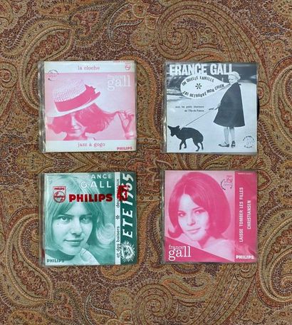 FRANCAIS 4 x 7'' Jukebox + covers - France Gall

VG+ to EX; EX