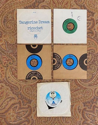 Prog/Kraut 5 disques 45 T - Tangerine Dream

VG+ à EX; VG+ à EX