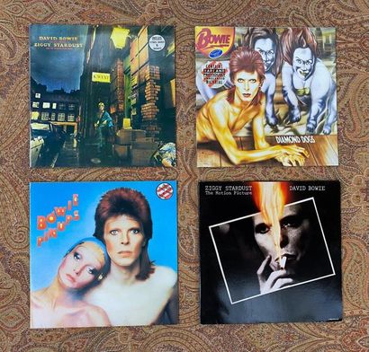 POP ROCK 4 disques 33 T - David Bowie

VG+ à EX; EX