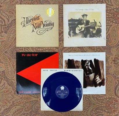 Pop America 5 disques (4 x 33 T et 1 x maxi 45 T promo) - Neil Young

VG+ à EX; G...