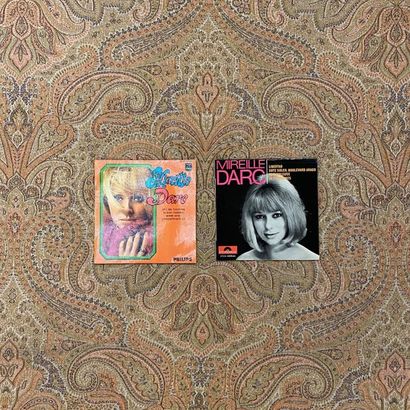 FRANCAIS 2 x Eps - Mireille Darc

VG+ to EX; EX