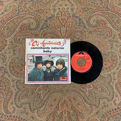POP ROCK 1 x 7'' - Os Mutantes

French Pressing and Cover

VG (writing on the back,...