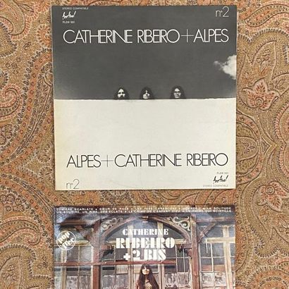FRANCAIS 2 disques 33 T - Catherine Ribeiro/Alpes

Pressages originaux

VG+ à EX;...