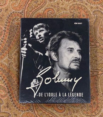 Johnny HALLYDAY Remi Bouet 

"Johnny de l'idole à la légende"

ed. Marque page