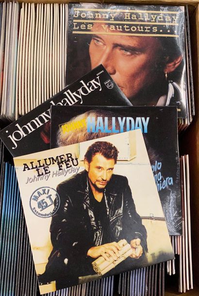 Johnny HALLYDAY About 150 x mini-CD - Johnny Hallyday

Several copies of each

New...