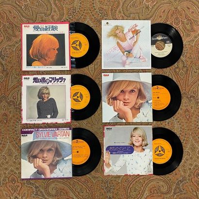 SYLVIE VARTAN 6 disques Ep/45 T - Sylvie Vartan

Pressages japonais

VG+ à EX; VG+...