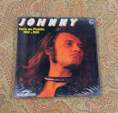 Johnny HALLYDAY 2 coffrets 33 T - Johnny Hallyday "Face au public (62-69/71-79)"

M;...