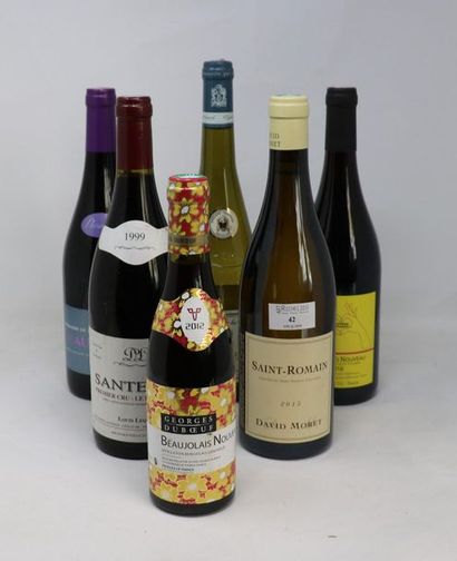 BOURGOGNE - BEAUJOLAIS Lot de six (6) bouteilles:

- Une (1) bouteille - Santenay,...