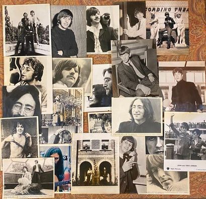 The Beatles & Co 23 photos, dont certaines de presse - The Beatles