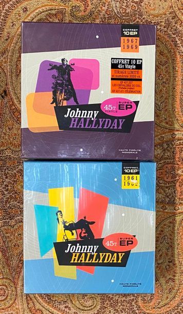 Johnny HALLYDAY 2 boxes 45 T (10 Eps each) - Johnny Hallyday "61 to 62" and "67 to...